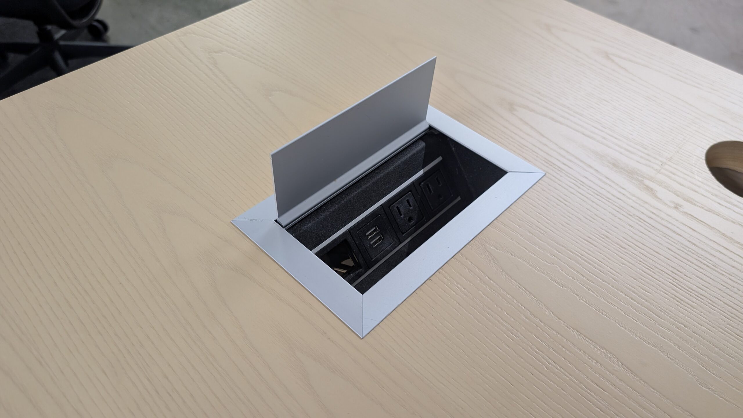 Innovant Executive U-Shaped Sit-Stand Desks